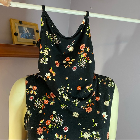 Salaam 'Stella' Tank-Face Mask Top - Picture 10 of 14